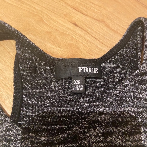 Aritzia tank - Picture 2 of 2